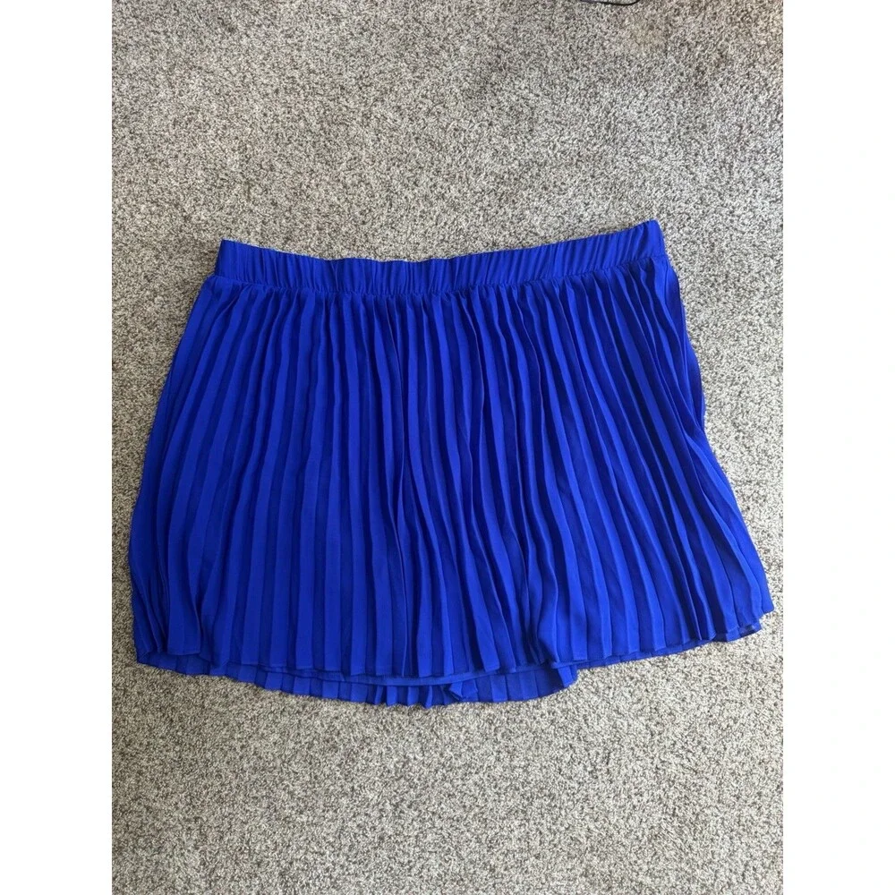 Torrid Blue Pleated Skirt Size 5 5X Elastic Waist Chiffon Overlay Plus Size